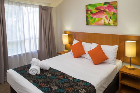 The Lakes Cairns Resort - Dalby Accommodation 4