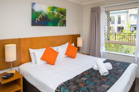 The Lakes Cairns Resort - Dalby Accommodation 11
