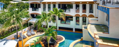 Regal Port Douglas - Dalby Accommodation 4