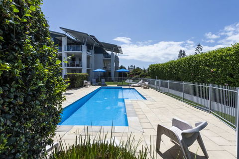 Pacific Marina Apartments - Dalby Accommodation 20