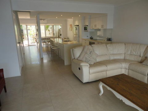 Noosa Entrance Waterfront Resort - Dalby Accommodation 2