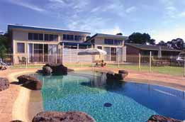 Park View Holiday Units - Dalby Accommodation 0