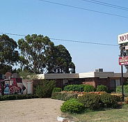 Coach Lamp Motel - Dalby Accommodation