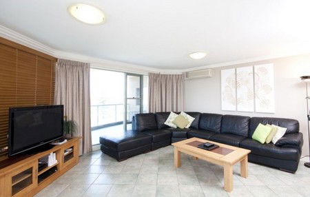 Sails Apartments - Dalby Accommodation 1