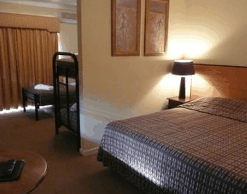 Margaret River Holiday Suites - Dalby Accommodation 2