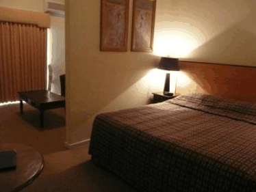 Margaret River Holiday Suites - Dalby Accommodation 4