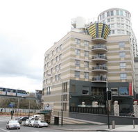 Seasons Darling Harbour - Dalby Accommodation