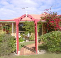 Angels Beach Lodge - Dalby Accommodation