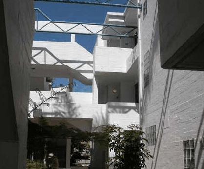 Cambridge Atrium - Dalby Accommodation 0