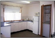 Lakes Jakaranda Holiday Units - Dalby Accommodation 4