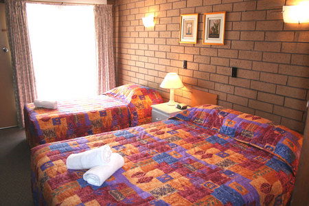 Rippleside Park Motor Inn - Dalby Accommodation 1