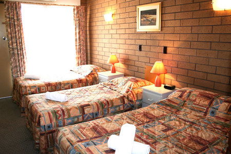 Rippleside Park Motor Inn - Dalby Accommodation 2