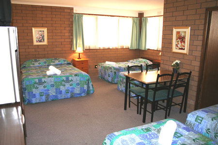 Rippleside Park Motor Inn - Dalby Accommodation 3