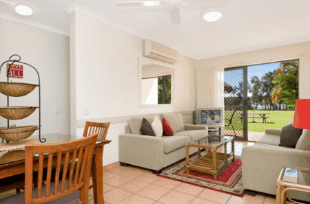 Cayman Quays - Dalby Accommodation 0
