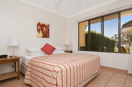 Cayman Quays - Dalby Accommodation 3
