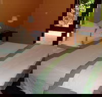 The Lounging Lizard - Dalby Accommodation