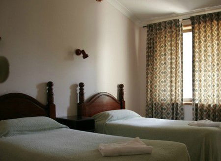 Glen Ayr Cottages - Dalby Accommodation 3