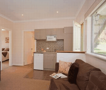 Adamsons Riverside Accommodation - Dalby Accommodation 2