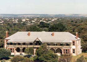Oceanic Sorrento - Whitehall - Dalby Accommodation 1