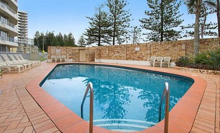 Rainbow Place Holiday Apartments - Dalby Accommodation 1