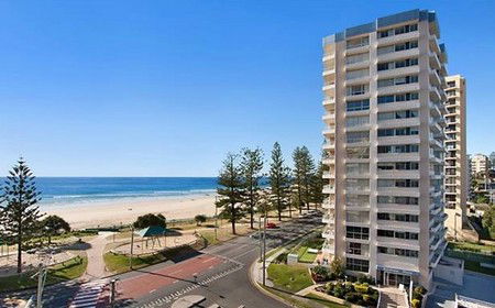 Rainbow Place Holiday Apartments - Dalby Accommodation 2
