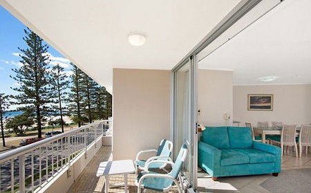 Rainbow Place Holiday Apartments - Dalby Accommodation 4