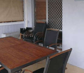 Gracetown Chalets - Dalby Accommodation 3