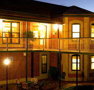 Clare Country Club - Dalby Accommodation