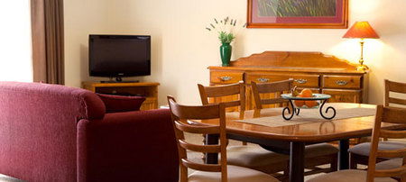 Clare Country Club - Dalby Accommodation 3