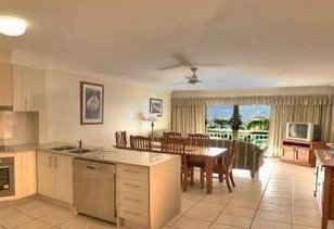 Kirra Palms Holiday Apartments - Dalby Accommodation 1