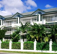 Costa Royale Beachfront Apartments - Dalby Accommodation