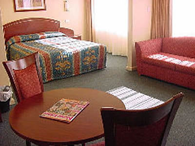Embassy Motel - Dalby Accommodation 0