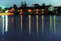 Clan Lakeside Lodge - Dalby Accommodation 0