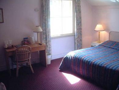 Mclaren Hotel - Dalby Accommodation 2