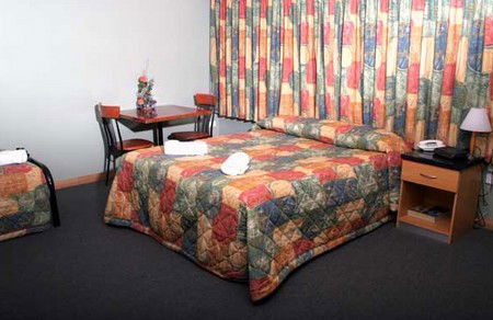 Banksia Motel - Dalby Accommodation 0
