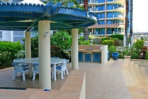 AA Oceana On Broadbeach - Dalby Accommodation 1
