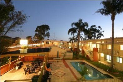 Kelanbri Holiday Apartments - Dalby Accommodation 0