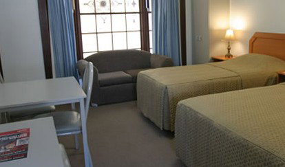 Colonial Lodge Motor Inn - Dalby Accommodation 1