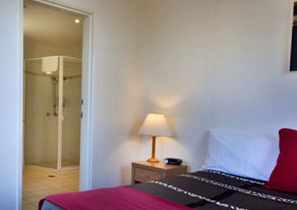 The Brighton: Lake Macquarie - Dalby Accommodation 0