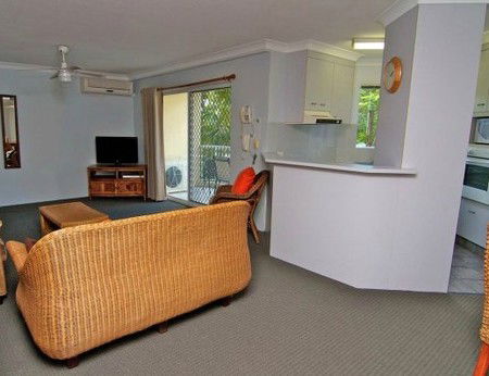 Paradise Grove Holiday Apartments - Dalby Accommodation 2