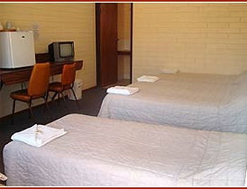 Nundroo Hotel Motel - Dalby Accommodation 2