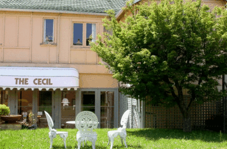 The Cecil Guest House - Dalby Accommodation