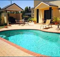 Hopkins House Motel  Apartments - Dalby Accommodation