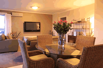Sails Apartments - Dalby Accommodation 7