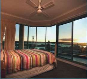 Sails Apartments - Dalby Accommodation 8