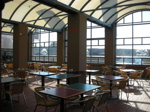 Waurn Ponds Hotel - Dalby Accommodation 1