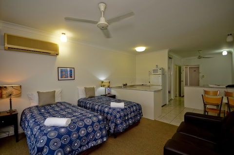 Reef Palms - Dalby Accommodation 2