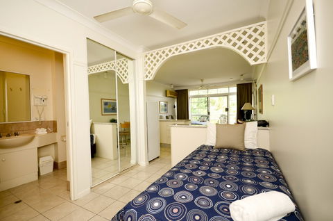 Reef Palms - Dalby Accommodation 3