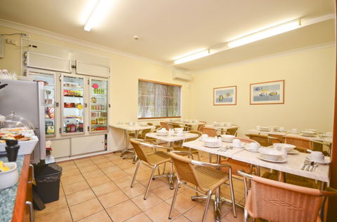 Reef Palms - Dalby Accommodation 4