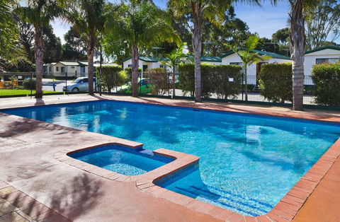 Frankston Holiday Park - Dalby Accommodation 3